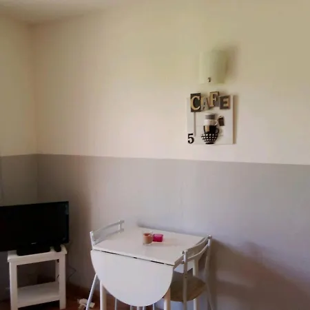 T2 Rez-de-jardin Avec Piscine Et Parking Gratuit Appartamento Ajaccio (Corsica)
